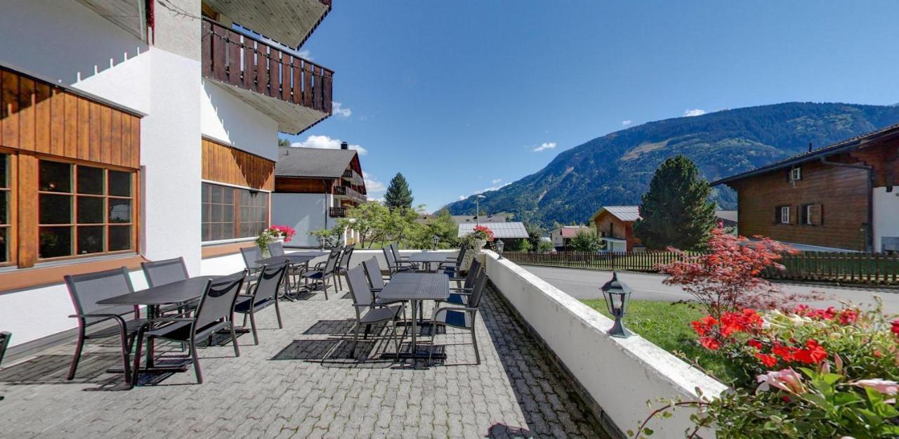 Catrina Hotel Disentis Bagian luar foto