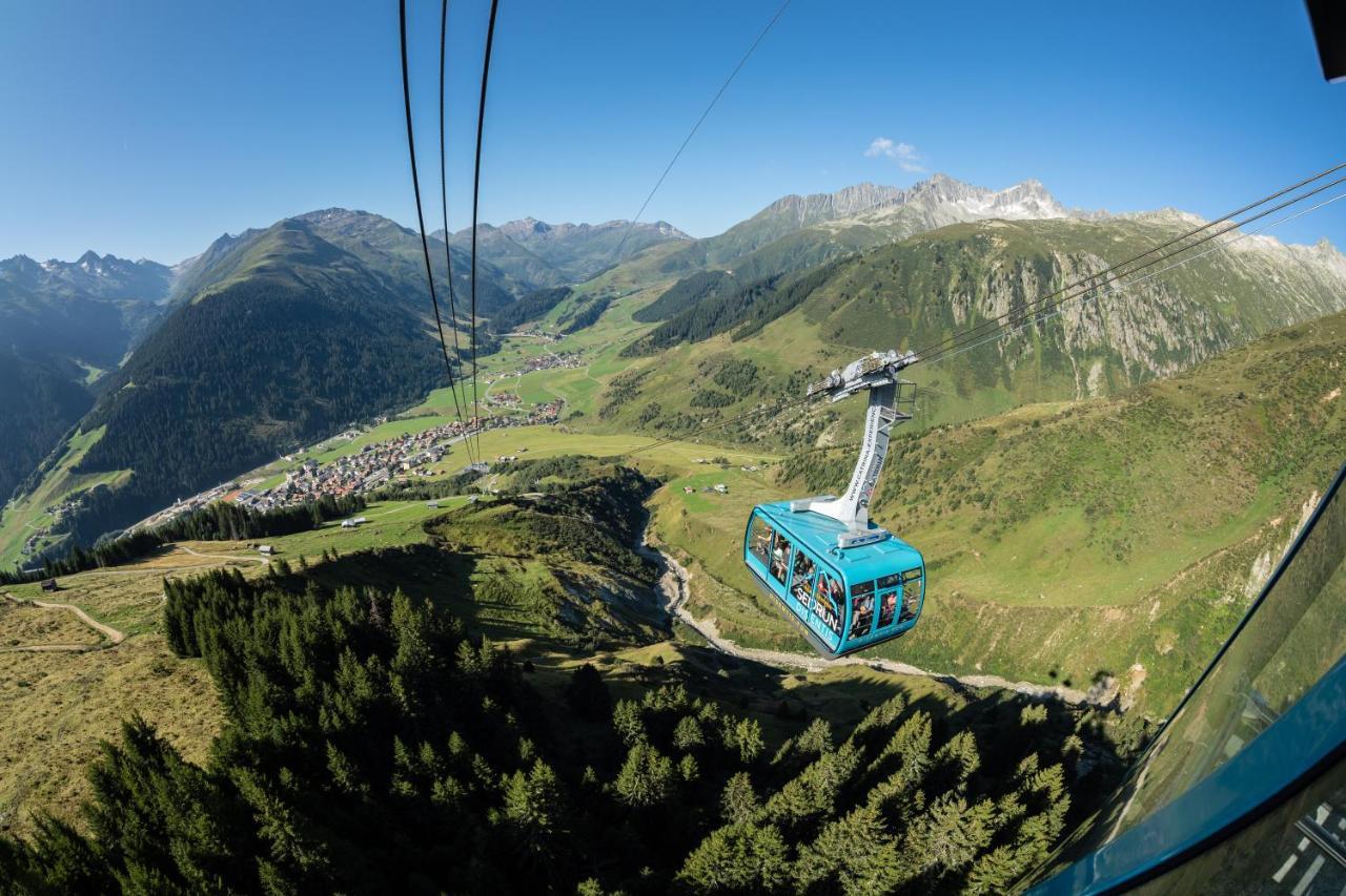Catrina Hotel Disentis Bagian luar foto