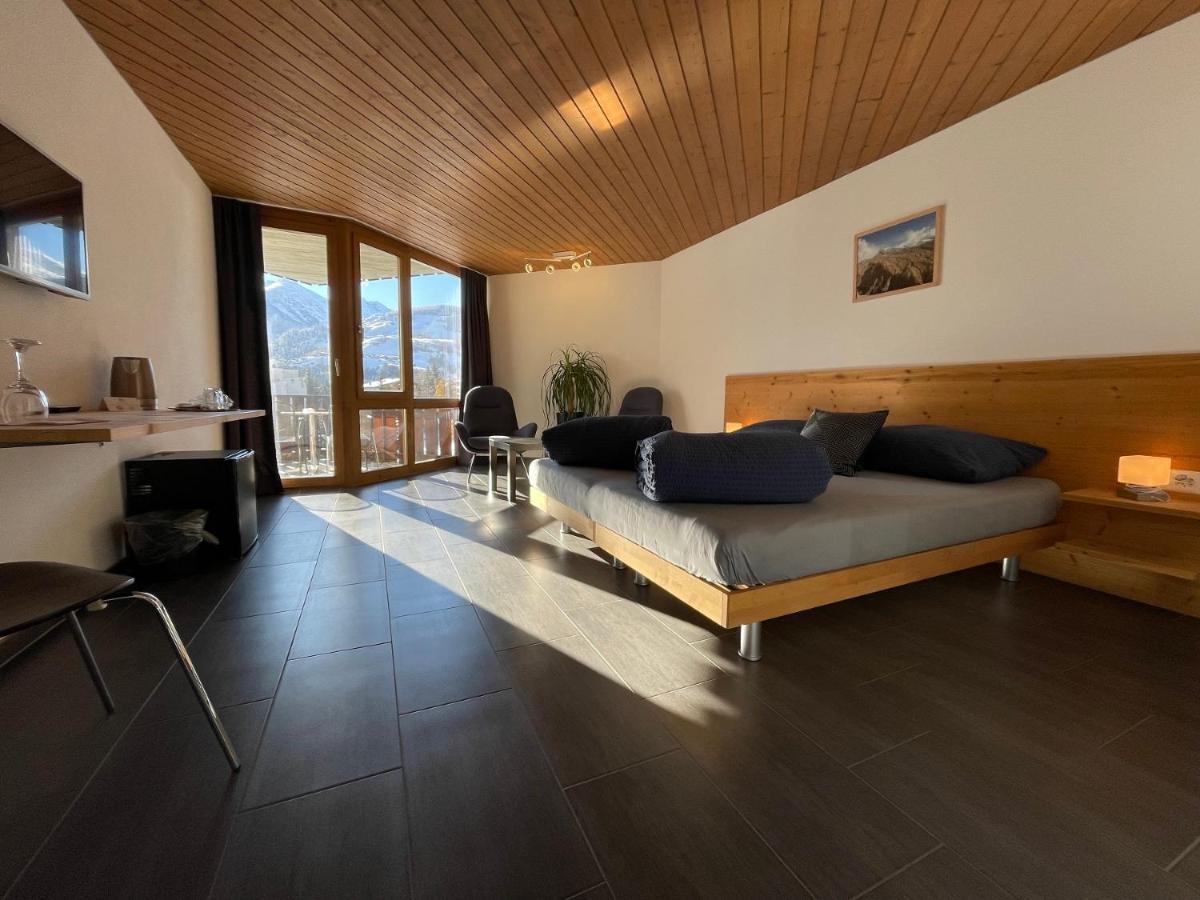 Catrina Hotel Disentis Bagian luar foto