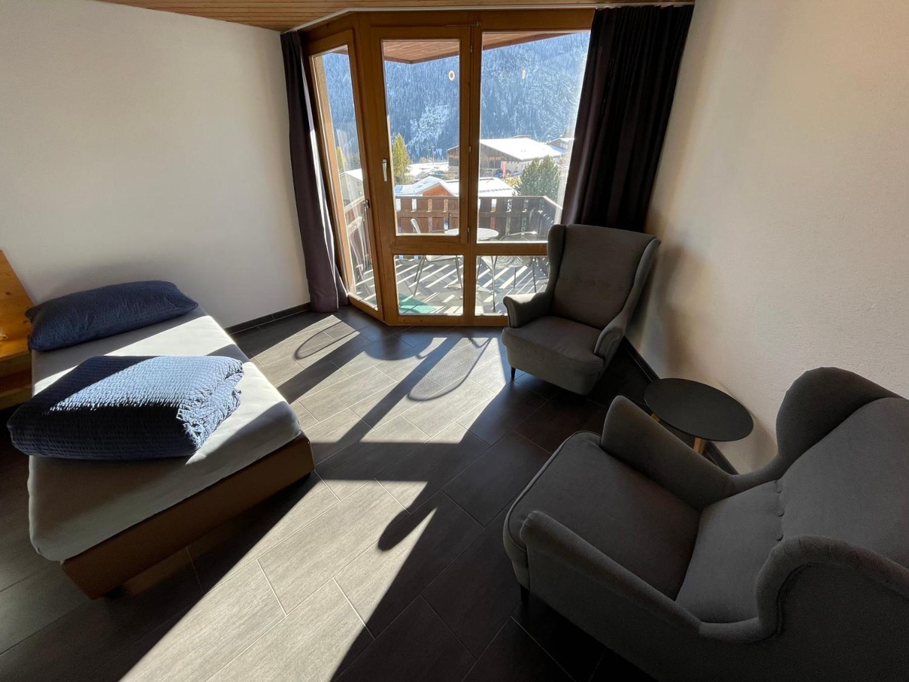 Catrina Hotel Disentis Ruang foto
